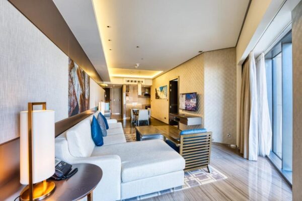 Hyatt Regency Creek Residence - Image 3