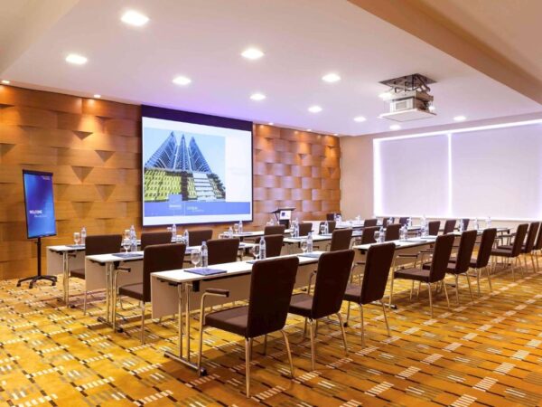 Novotel Dubai Al Barsha - Image 4