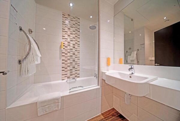 Premier Inn Dubai Al Jaddaf - Image 2