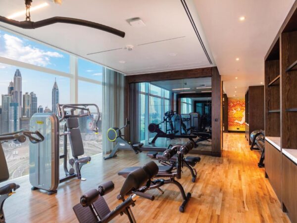 Taj Jumeirah Lakes Towers - Image 3