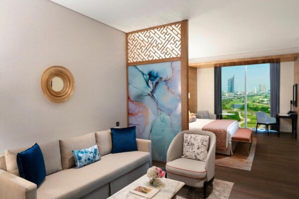 Taj Jumeirah Lakes Towers - Image 4