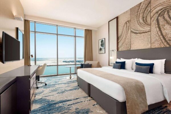 Radisson Blu Hotel, Deira Creek